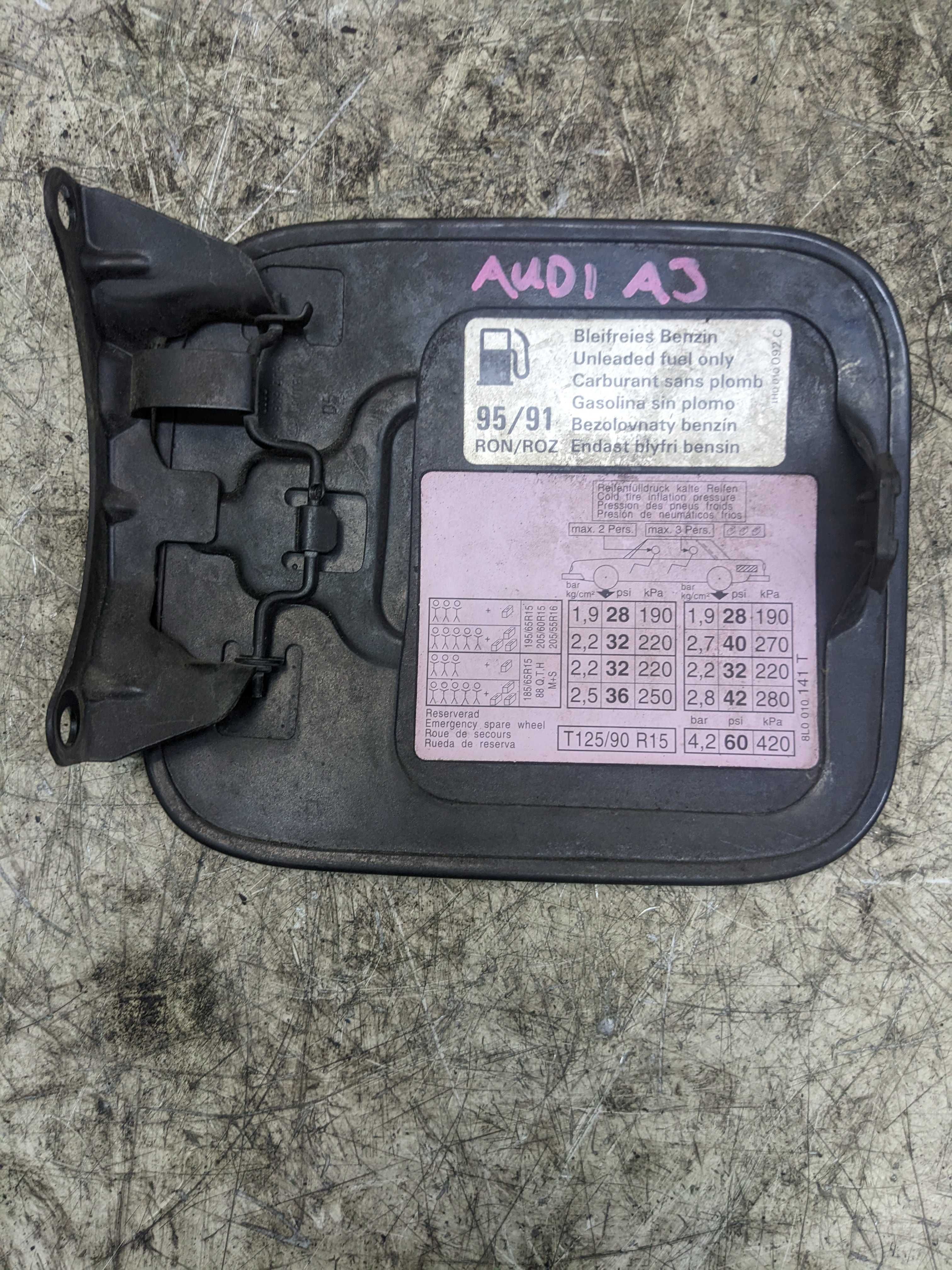 Audi A3 Klapa Wlewu Paliwa