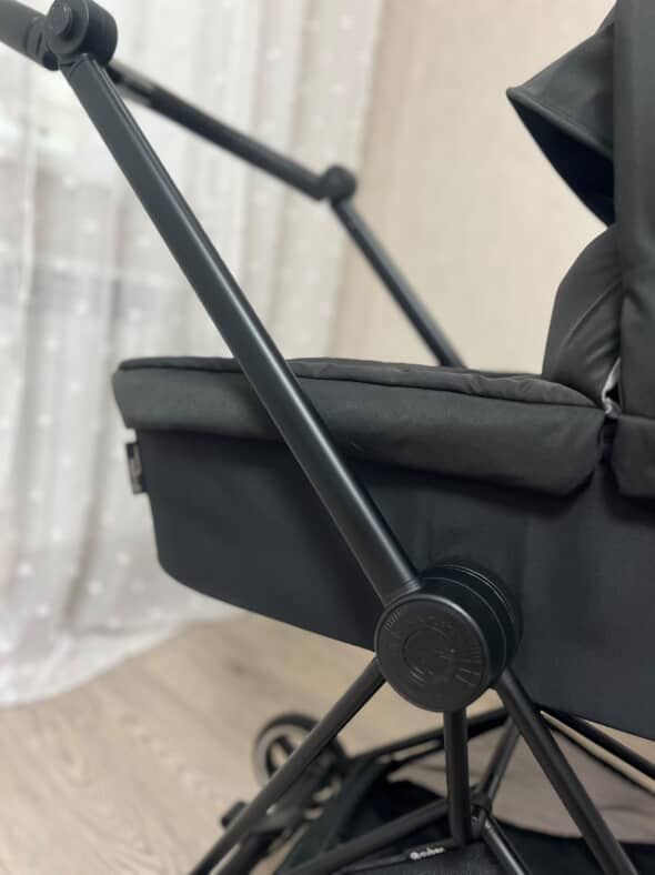 Коляска б/у Cybex Mios 2B1