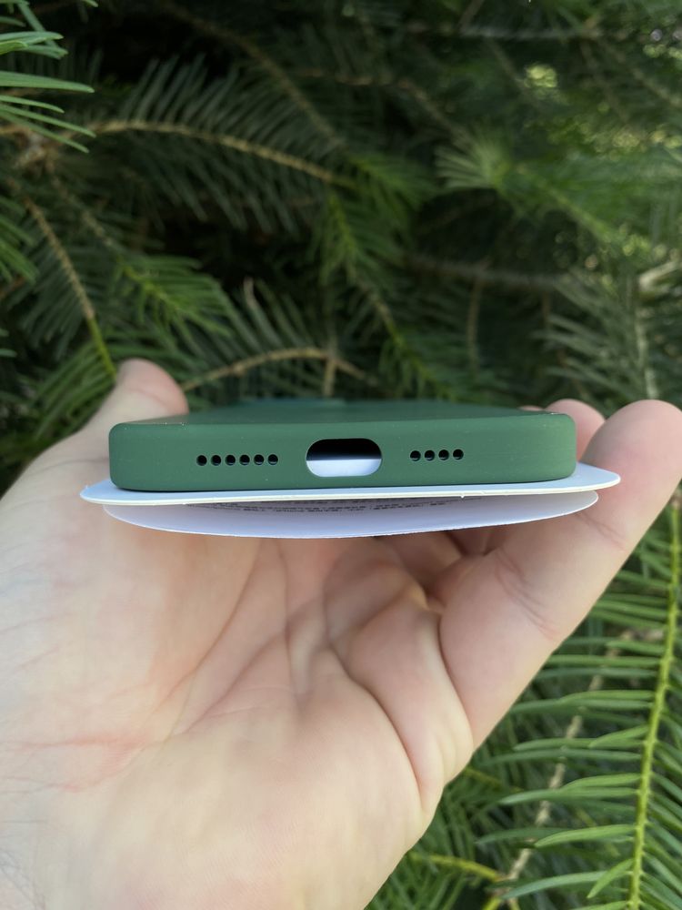 Nowość Silikonowe etui z MagSafe do iPhone’a 13 Pro Max