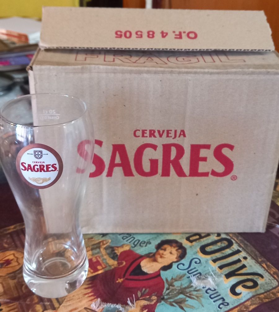 6 copos de cerveja Sagres