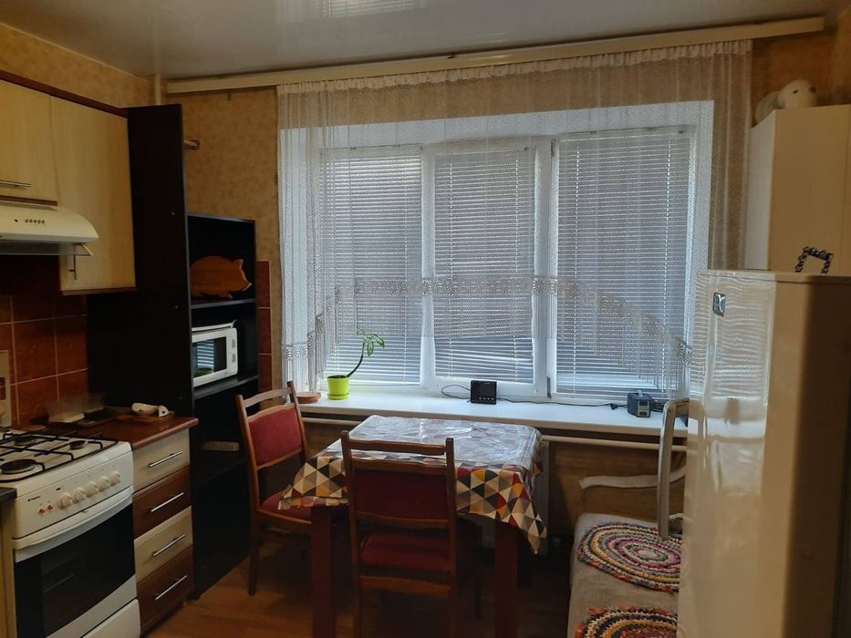 Оренда 1 кімнатної квартири Виставка, вільна