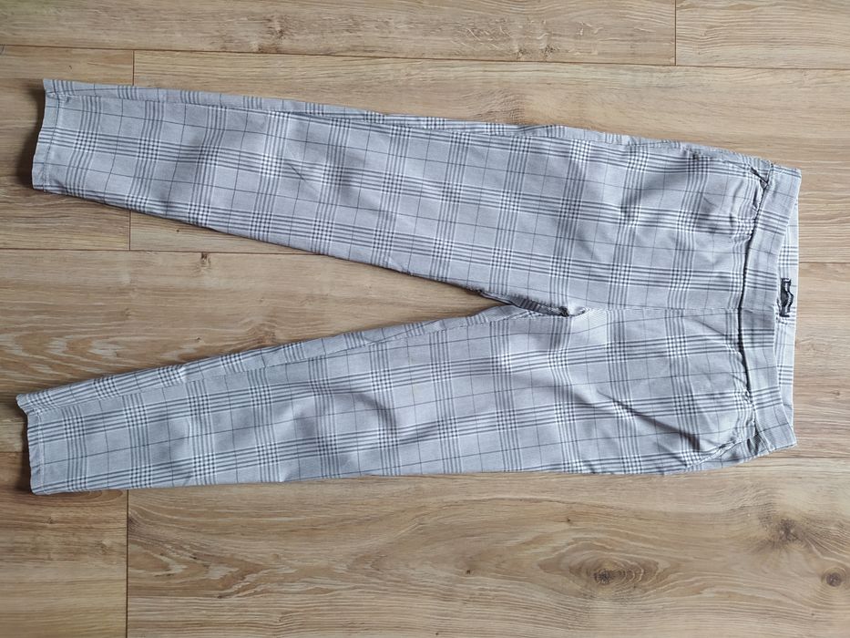 Spodnie damskie (4 sztuki)