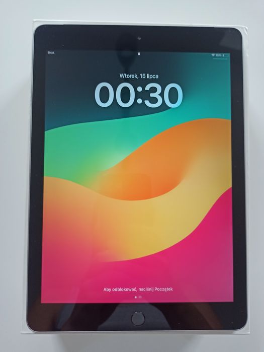 Tablet Apple iPad 6 generacji Wi-Fi + Cellular 32 GB Space Grey