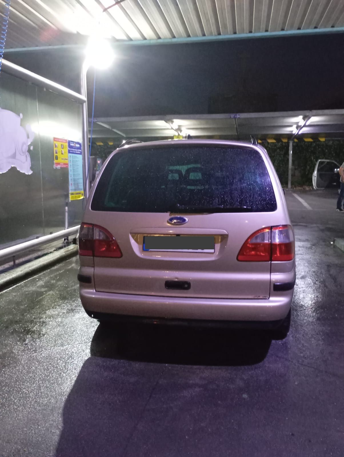 Ford Galaxy PD130