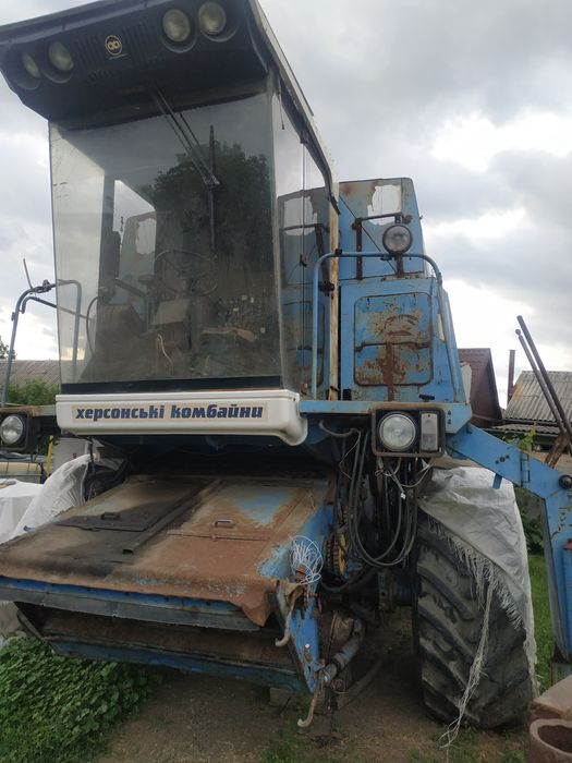 Продам комбайн Славутич КЗС
