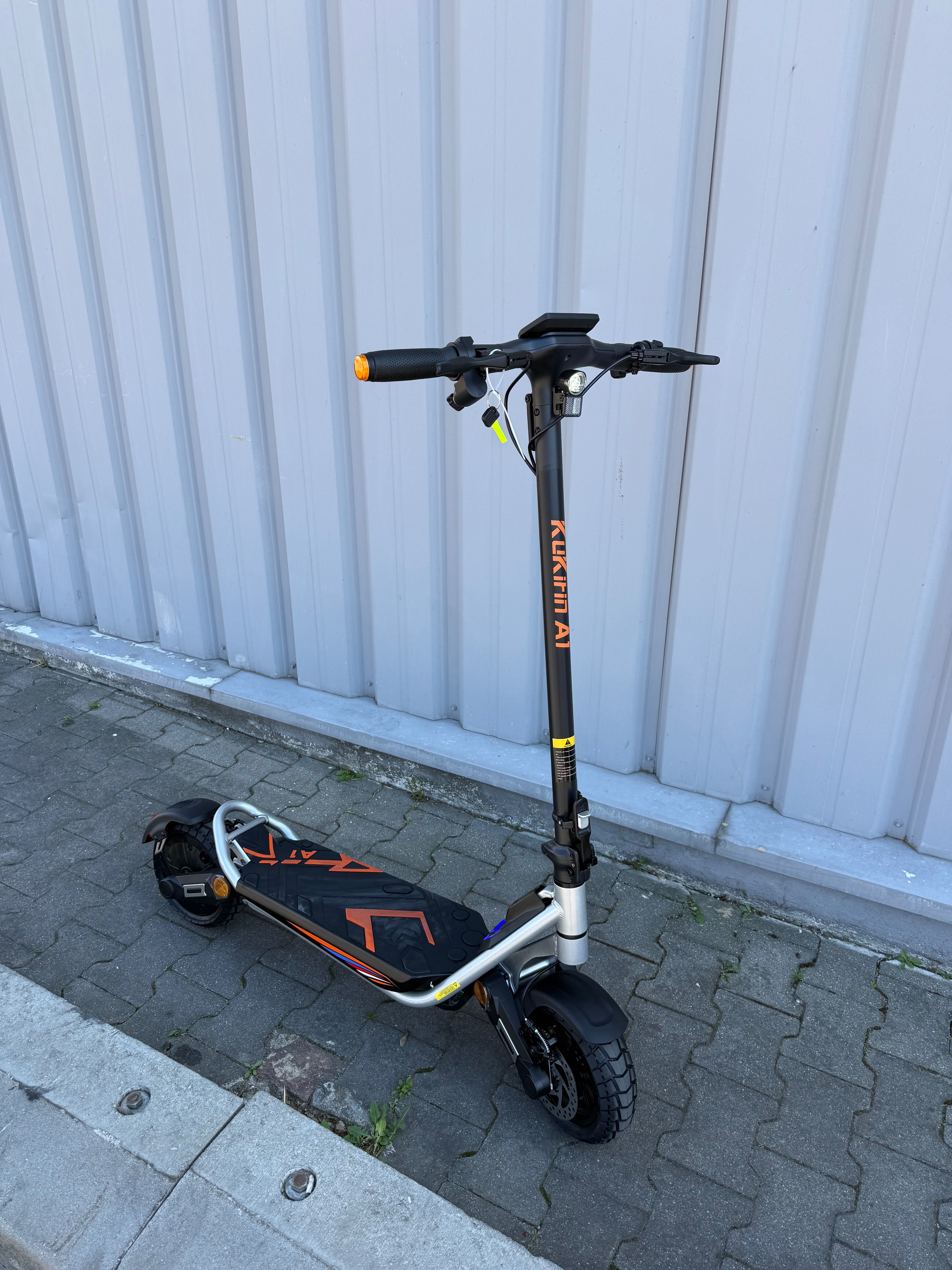 Składana Hulajnoga Elektryczna KuKirin A1 | 1200W 13Ah 48V