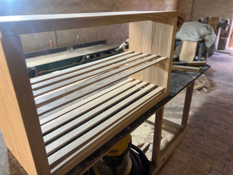 Szafka na buty z siedziskiem