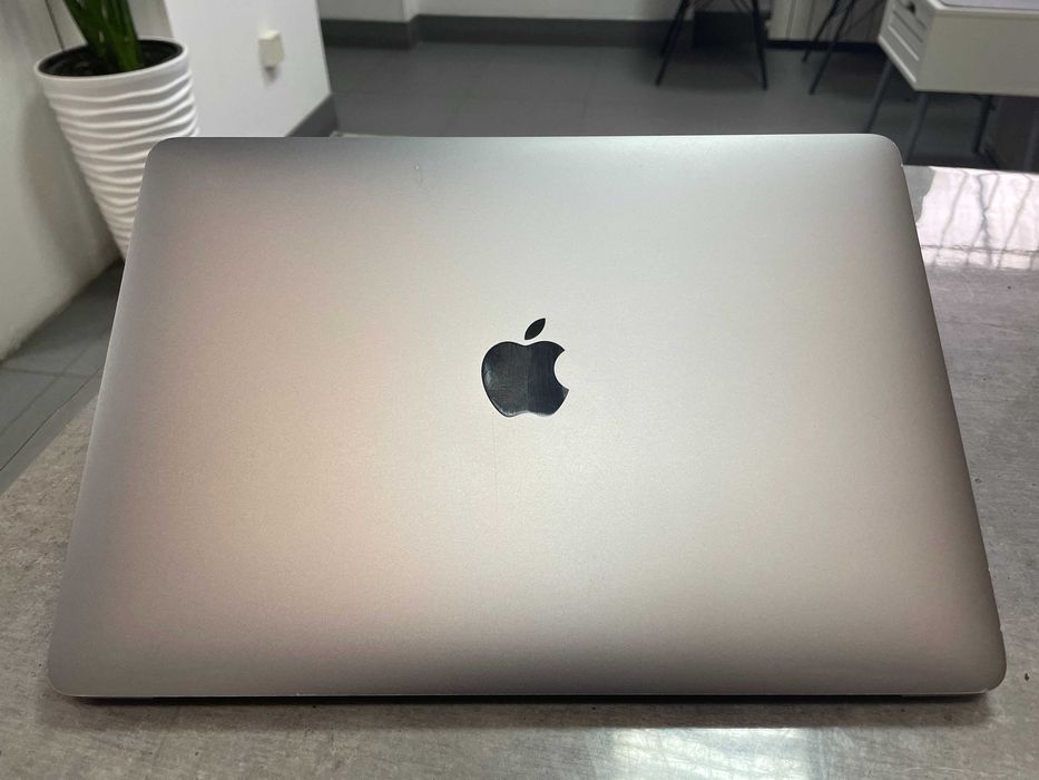 Ноутбук MacBook Pro 13 2017 A1706 | Core i7 | 500GB SSD | Touch Bar