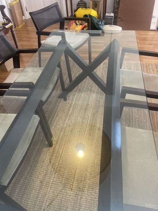 Mesa e 6 cadeiras