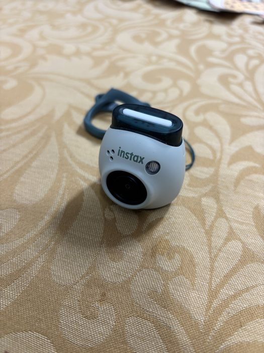 Fujifilm Instax Pal verde