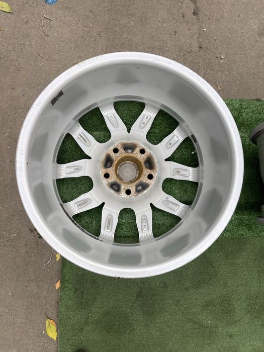 Диски R17 5x120 Dezent BMW 3 серії,Volkswagen Amarok,LT,Рено Трафік