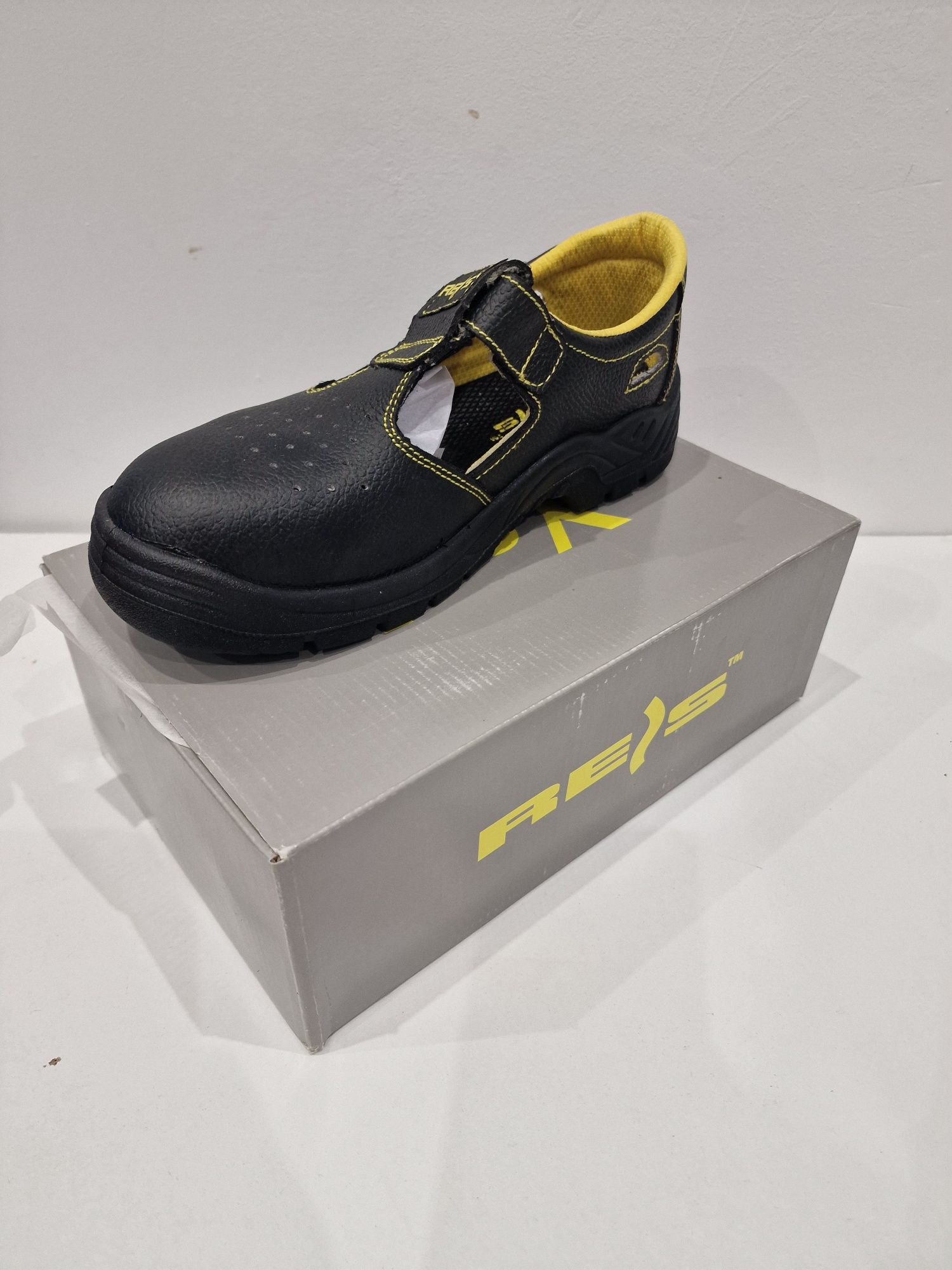 Buty robocze sandały bez podnoska lekkie robocze ochronne 43