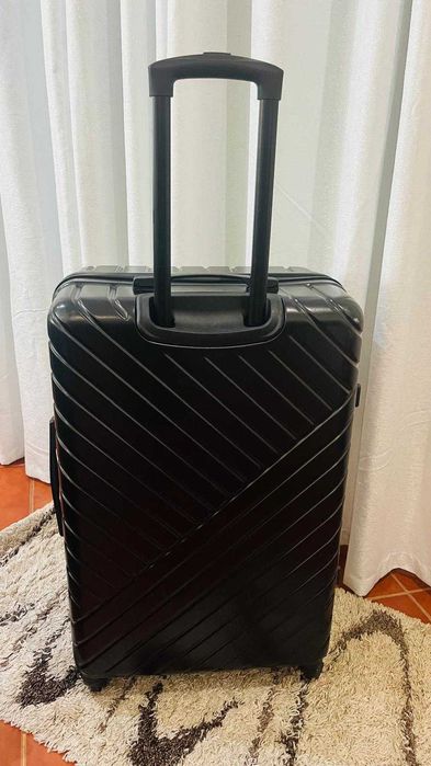 Mala Grande 32 kg ABS 4 Rodas removíveis