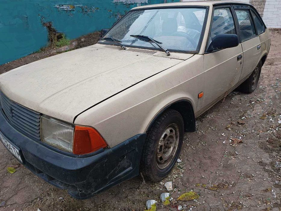 В продаже автомобиль Москвич 2141