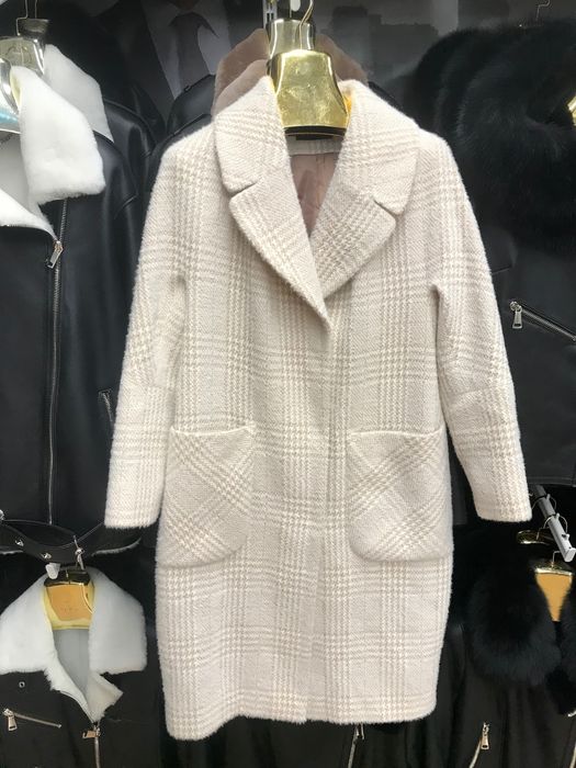 Продам пальто женское