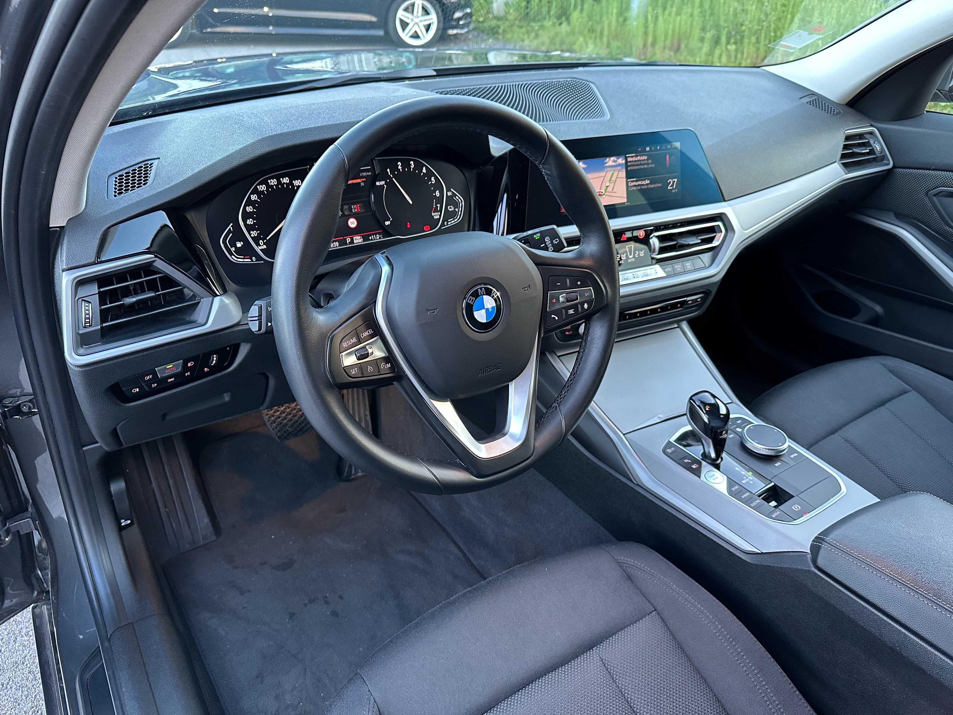 BMW 330e Hibrido Plug-in