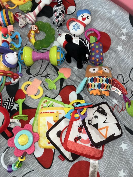 Брязкальця, підвіски, гризунці