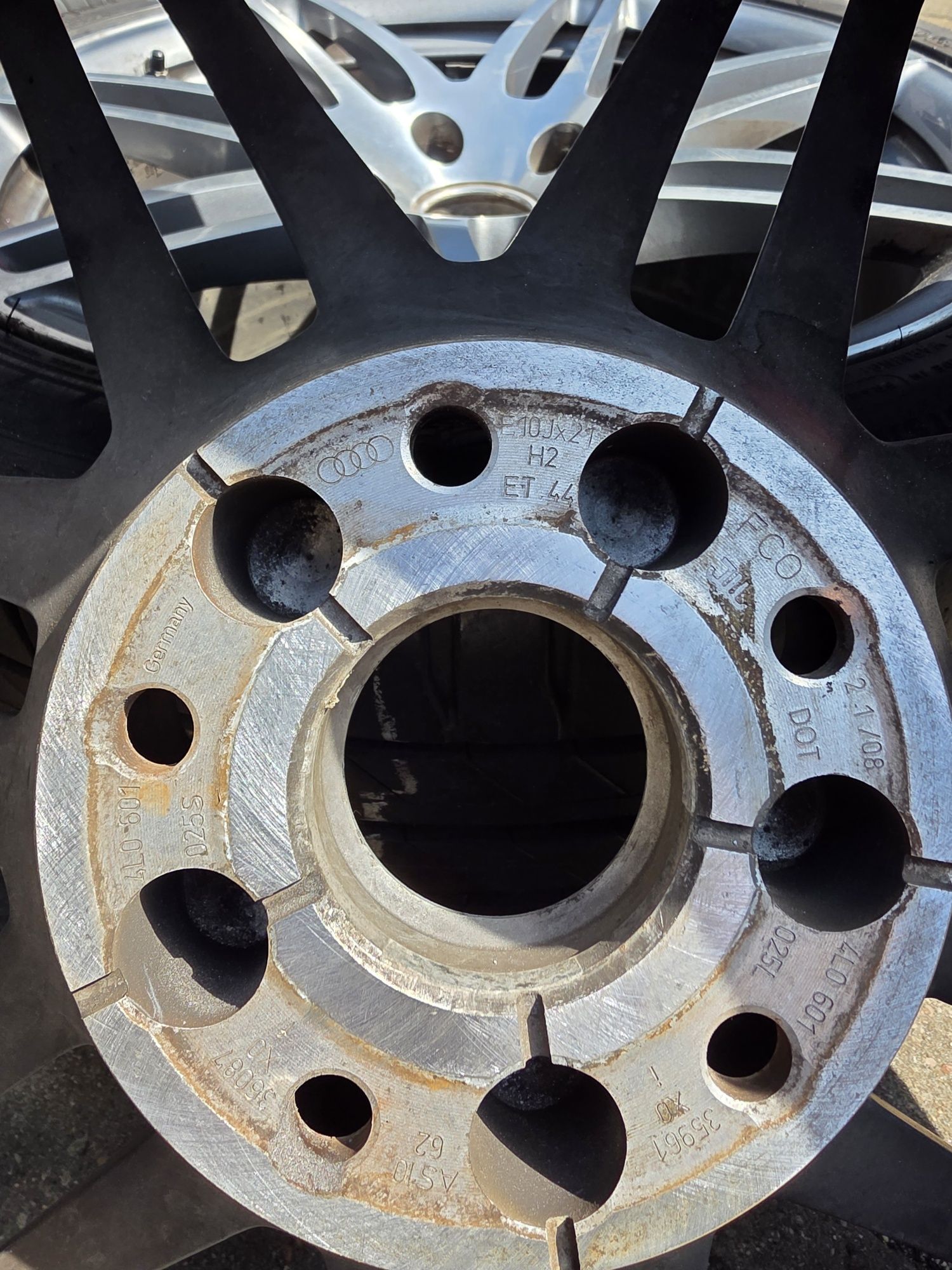 Audi Double Spoke 21 cali z Oponami Michelin Latitude