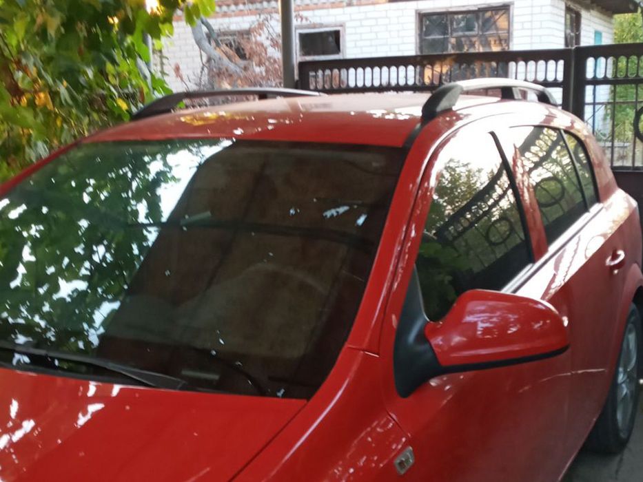 Opel Astra H (HB) Рейлінги алюмінієві (чорні)