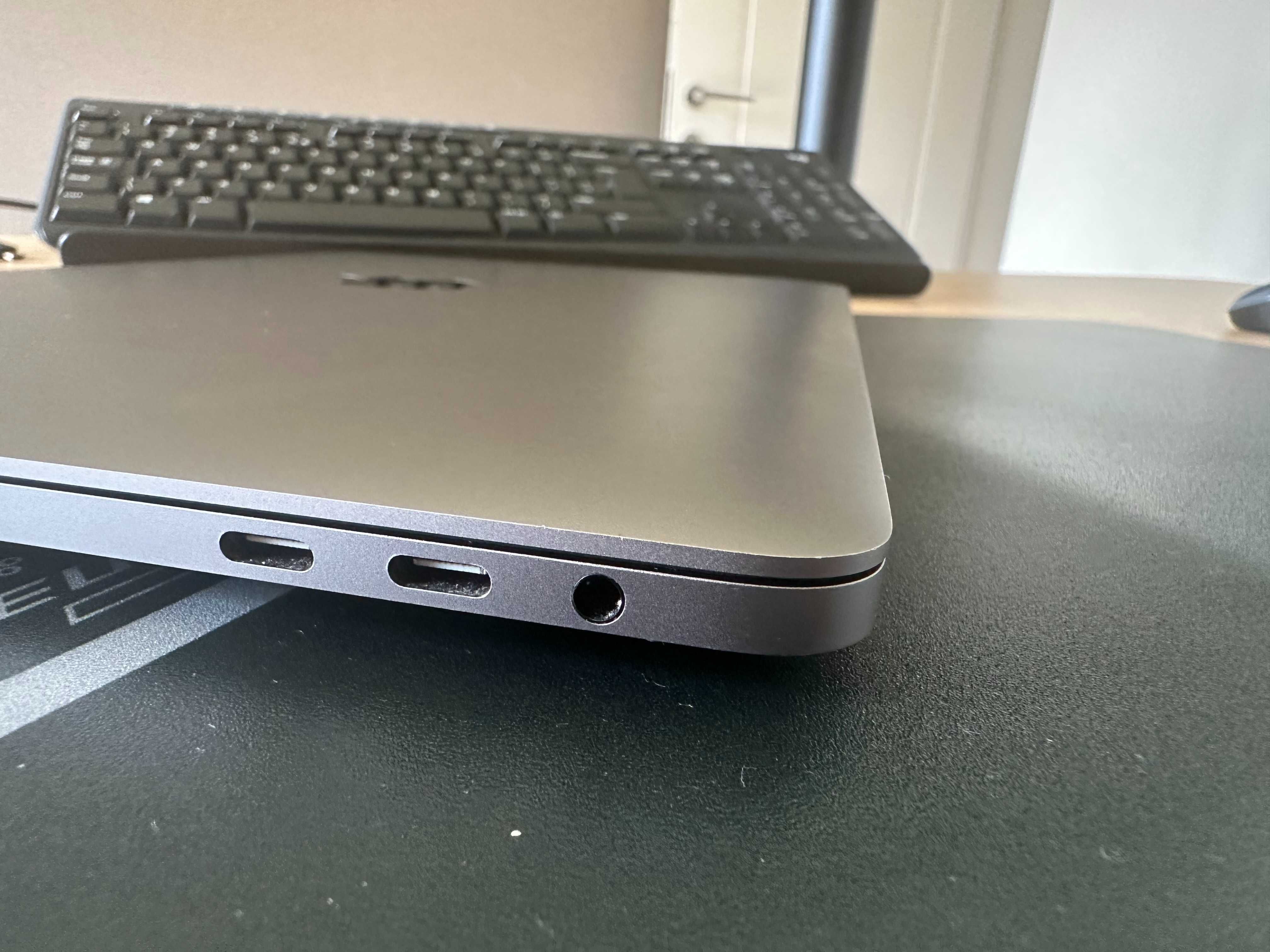 MacBook Pro 13" 2020 i7 / 16 / 512, Touch Bar, 1 wl, pudelko, RETINA