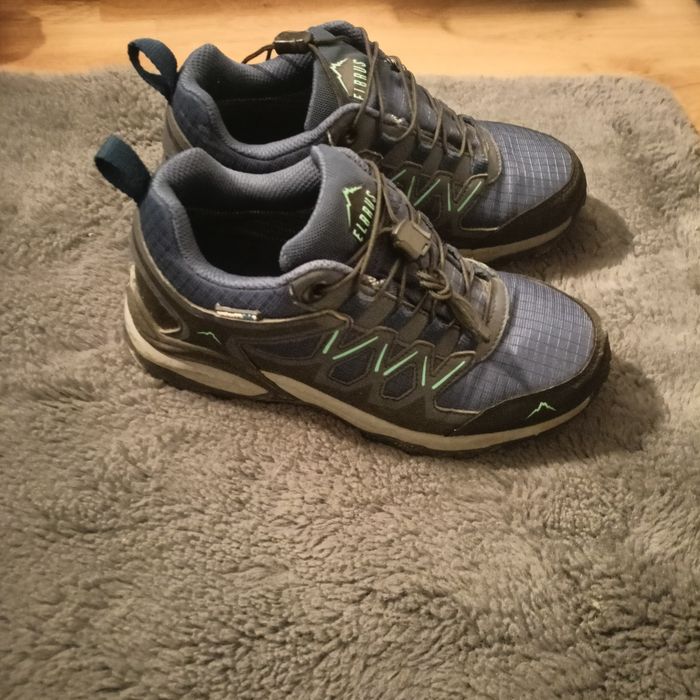 Buty trekkingowe damskie