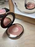 Charlotte Tilbury Chic to cheek Pillow Talk