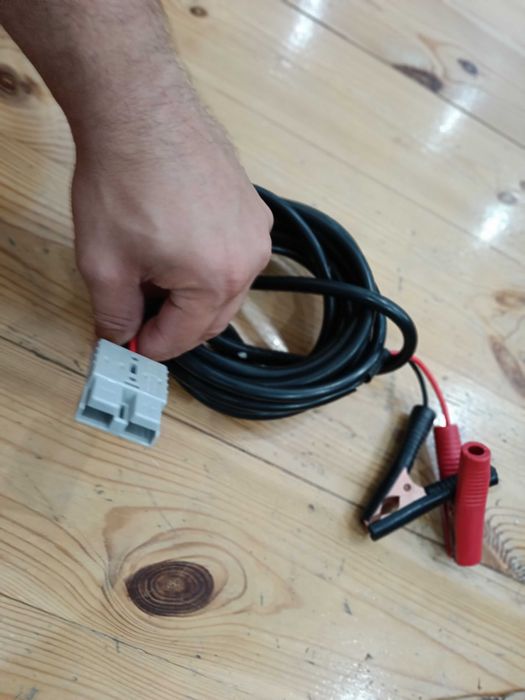 Kabel do ładowania akumulatora Air N Arc o długości 25 stóp