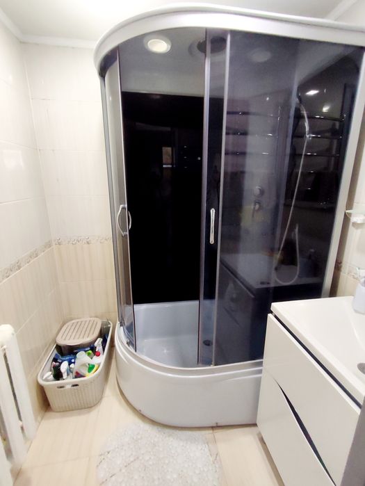 Продам 4к.квартиру з ремонтом на 1поверсі вул.ЗСУ біля ринку