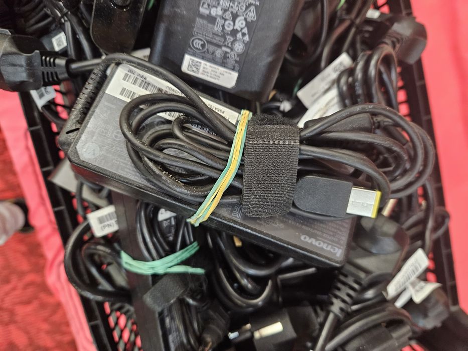 Зарядка, зарядное устройство, блок питания, для ноутбука  Asus Lenovo.