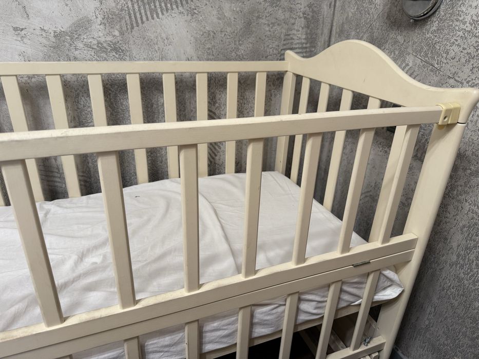 Продам дитяче ліжечко