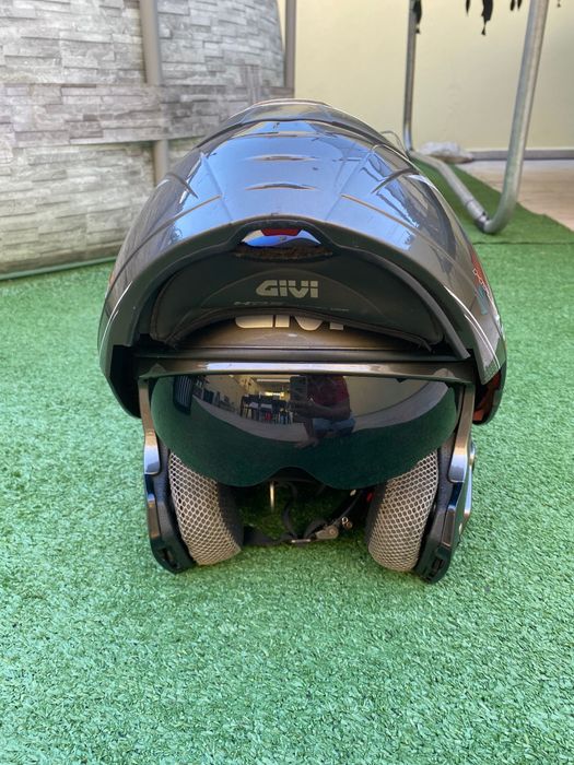 Capacete modular GIVI