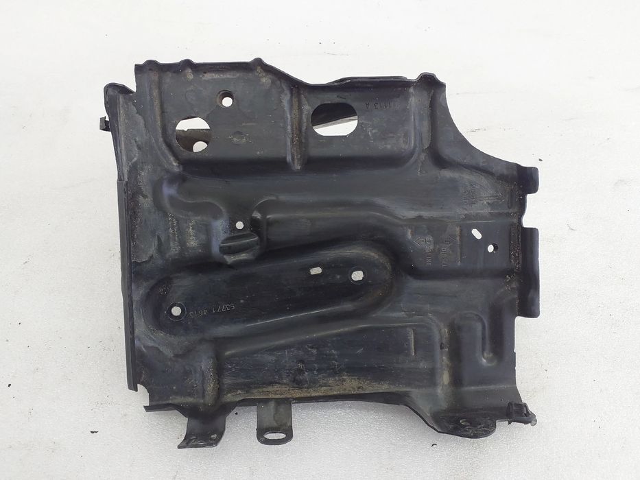 Base / caixa da bateria TOYOTA Aygo (_B1_)