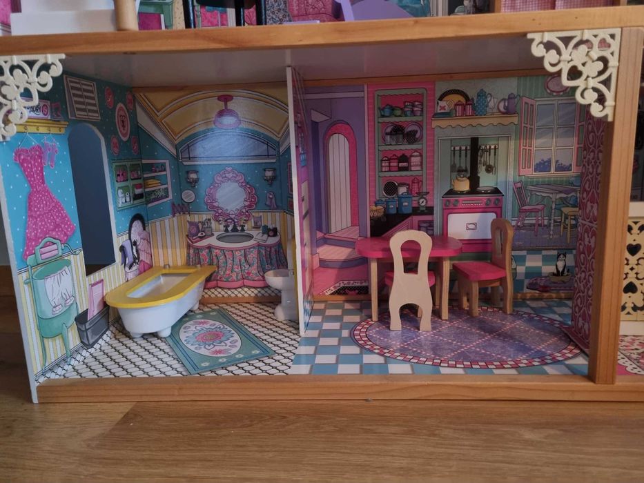 XXL Drewniany domek dla lalek - 123 cm - taras, akcesoria, winda