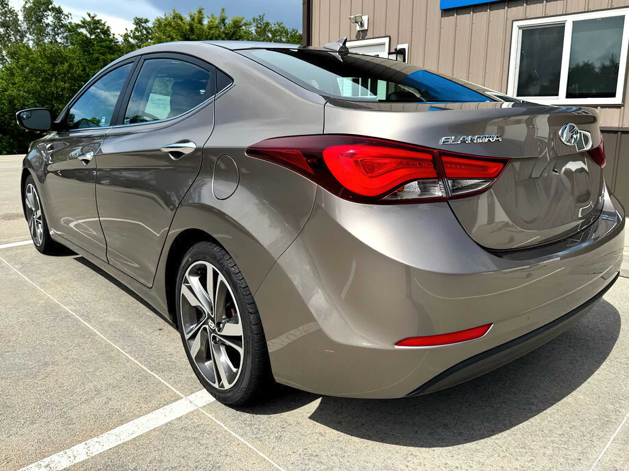 Hyundai Elantra Limited 2015