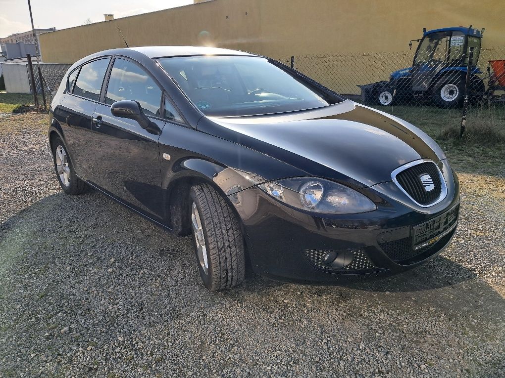 Seat Leon 1.6MpI !!!Czarny !Alufelgi ,KLima,Sprowdzony!!