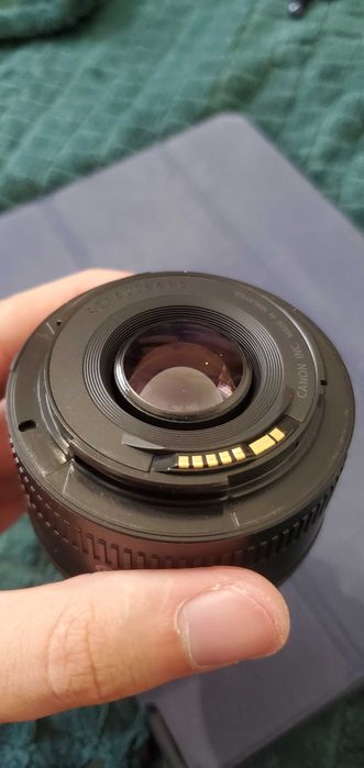 Aparat Canon 77D + canon EF 50mm 1.8 + Canon EF 24-105 L