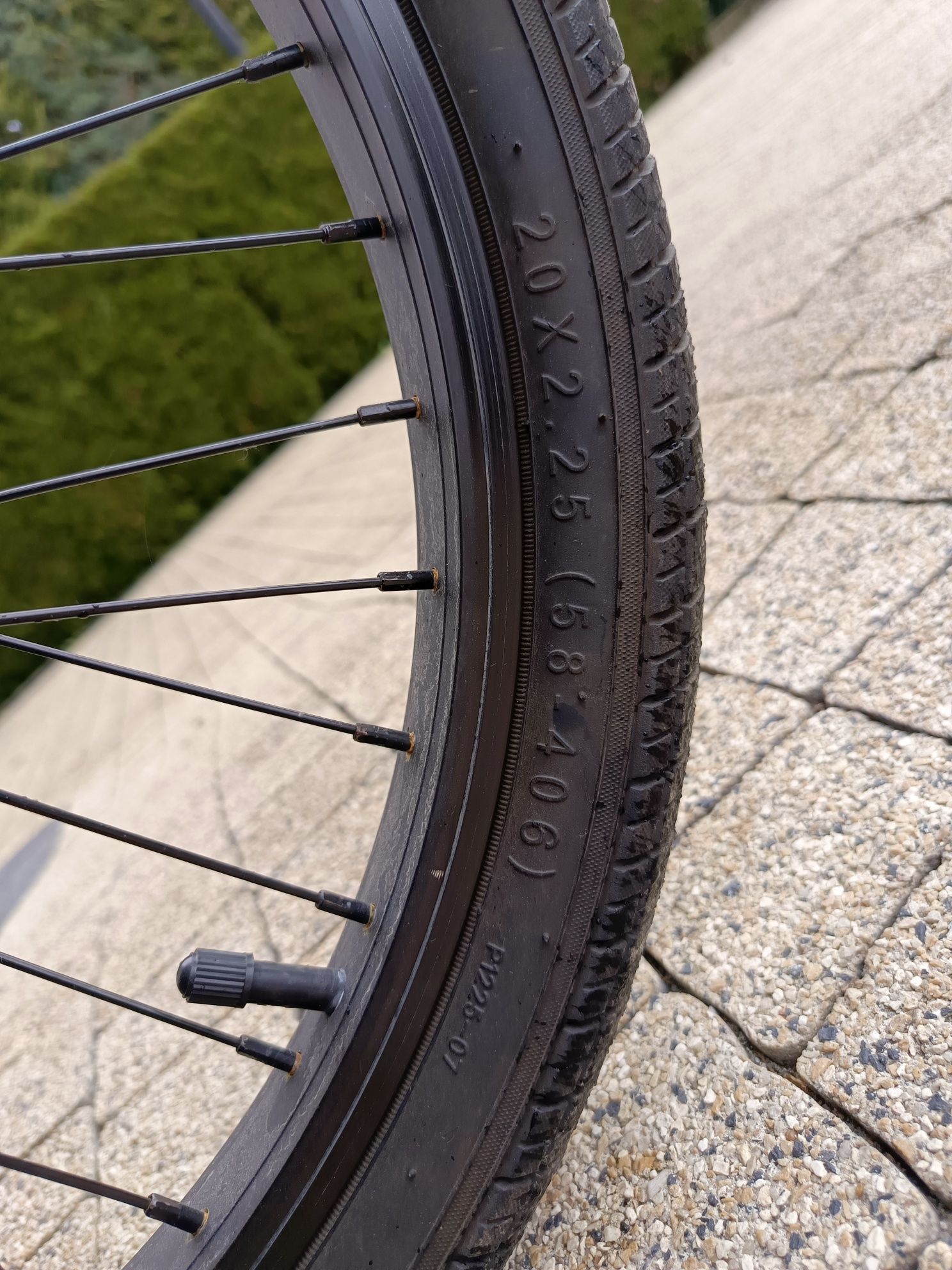 BMX Mongoose L10 BLK20 czarny + dodatki.