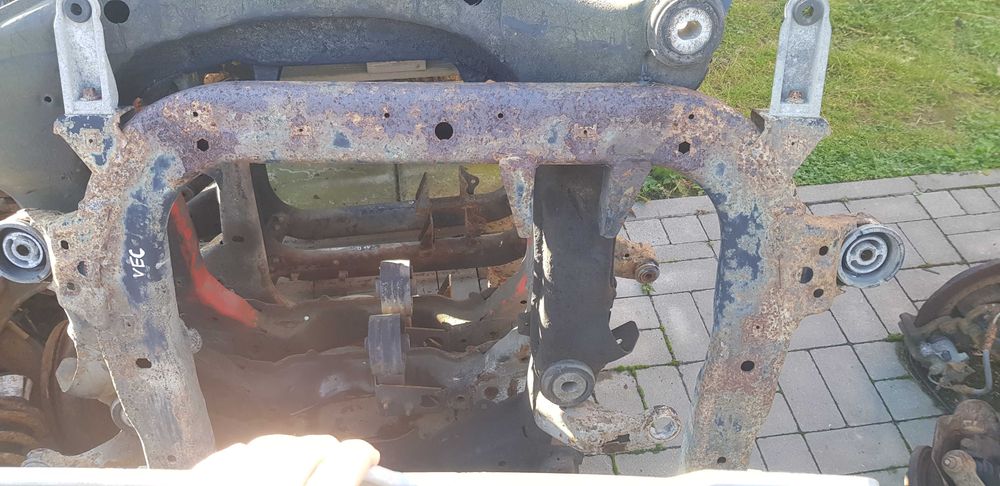 Opel Vectra C Wózek sanki belka zawieszenia przód