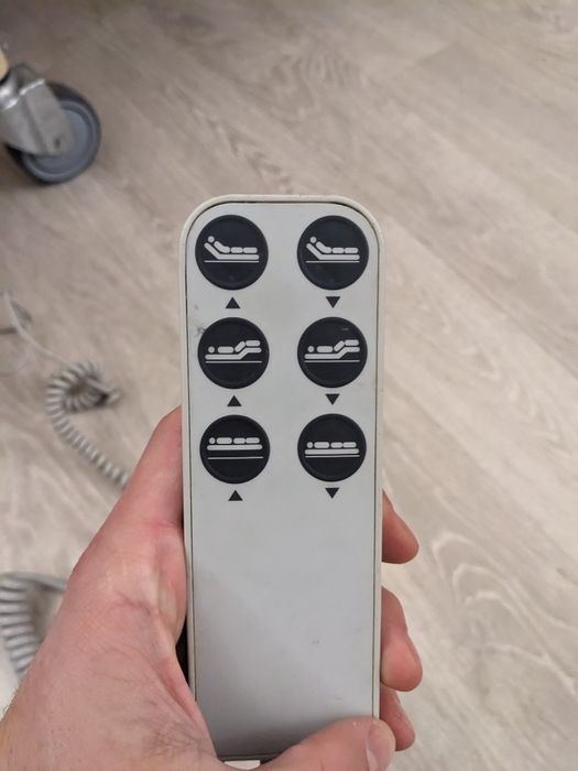 Медична кровать з електроприводом