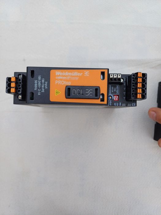 Регульований, однофазний джерело живлення PRO TOP1 120W 12V 10A