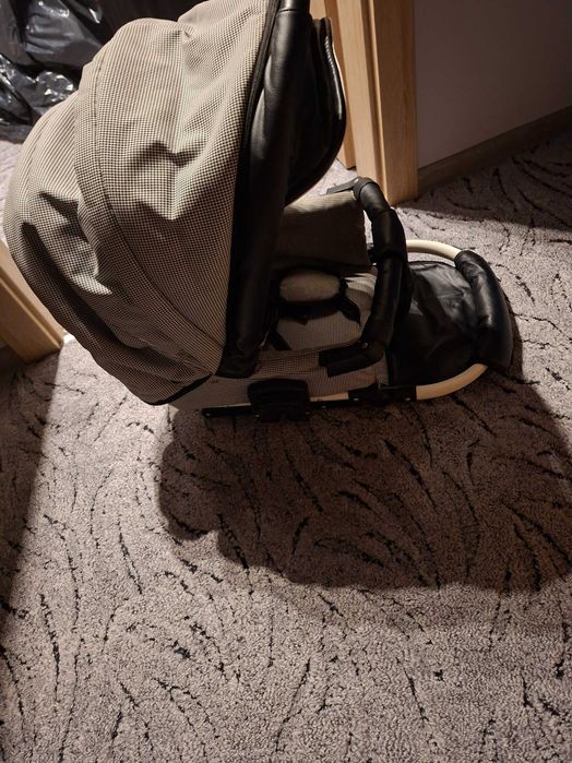 Sprzedam wózek dzieciecy