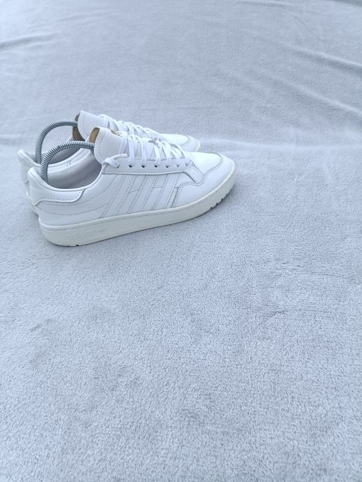 Женские кроссовки Adidas р37.5-38