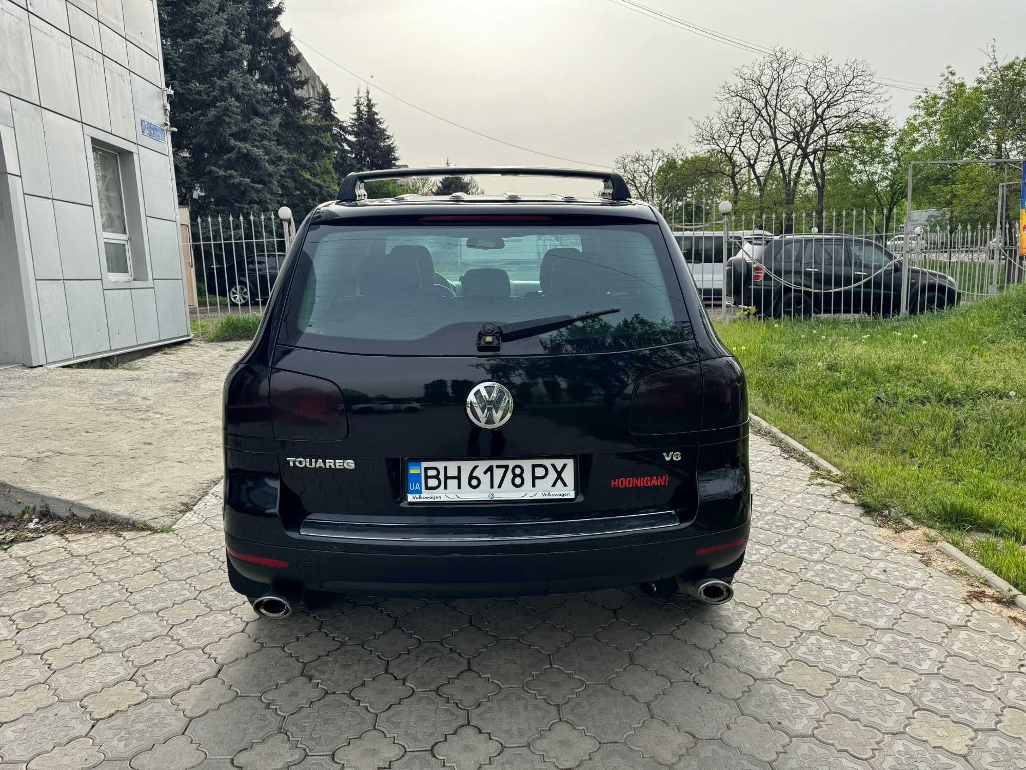 VOLKSWAGEN Touareg 3.2 газ-бенз 4х4