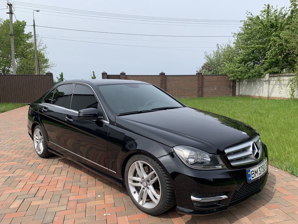 Продам Mercedes C300 4matic