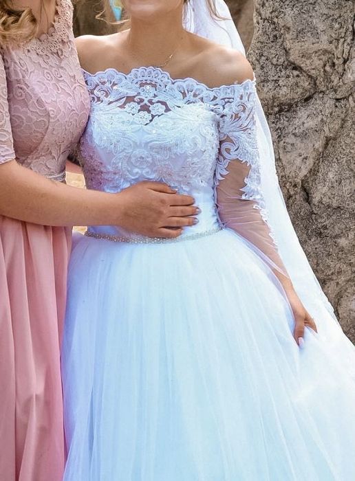 Шикарное свадебное платье ТОРГ