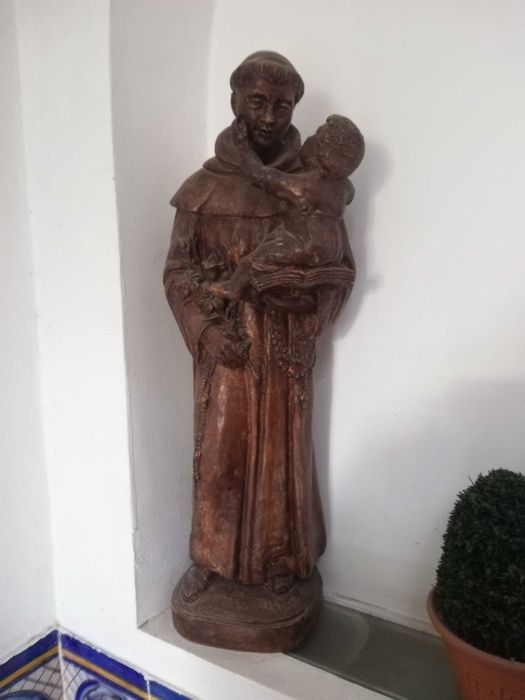Estátua - Santo António com o Menino