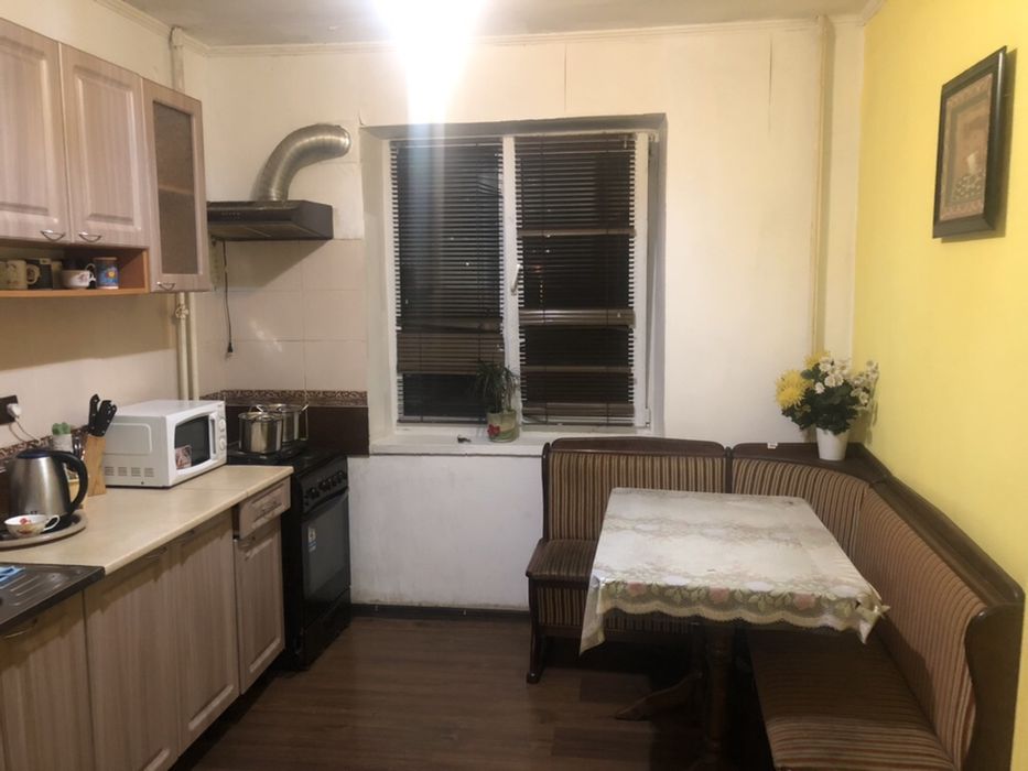 НОВЫЙ ХОСТЕЛ ПОДУШКА в Киеве возле метро АКАДЕМГОРОДОК ( 1мин пешком)--555.biz.ua