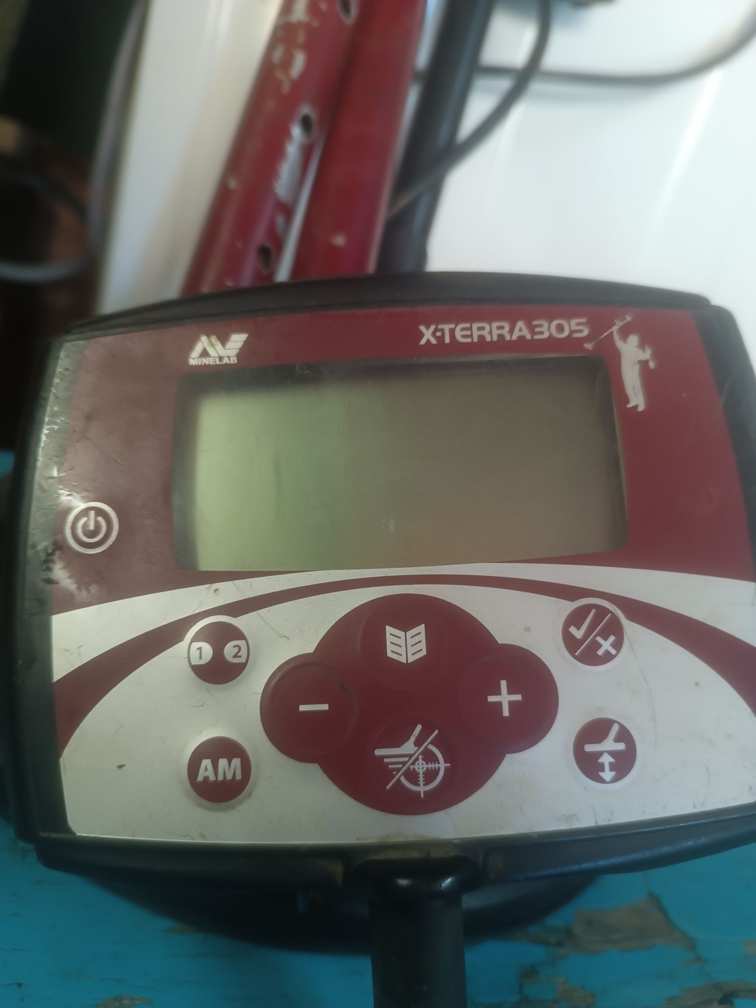 Металошукач minelab x-tera 305