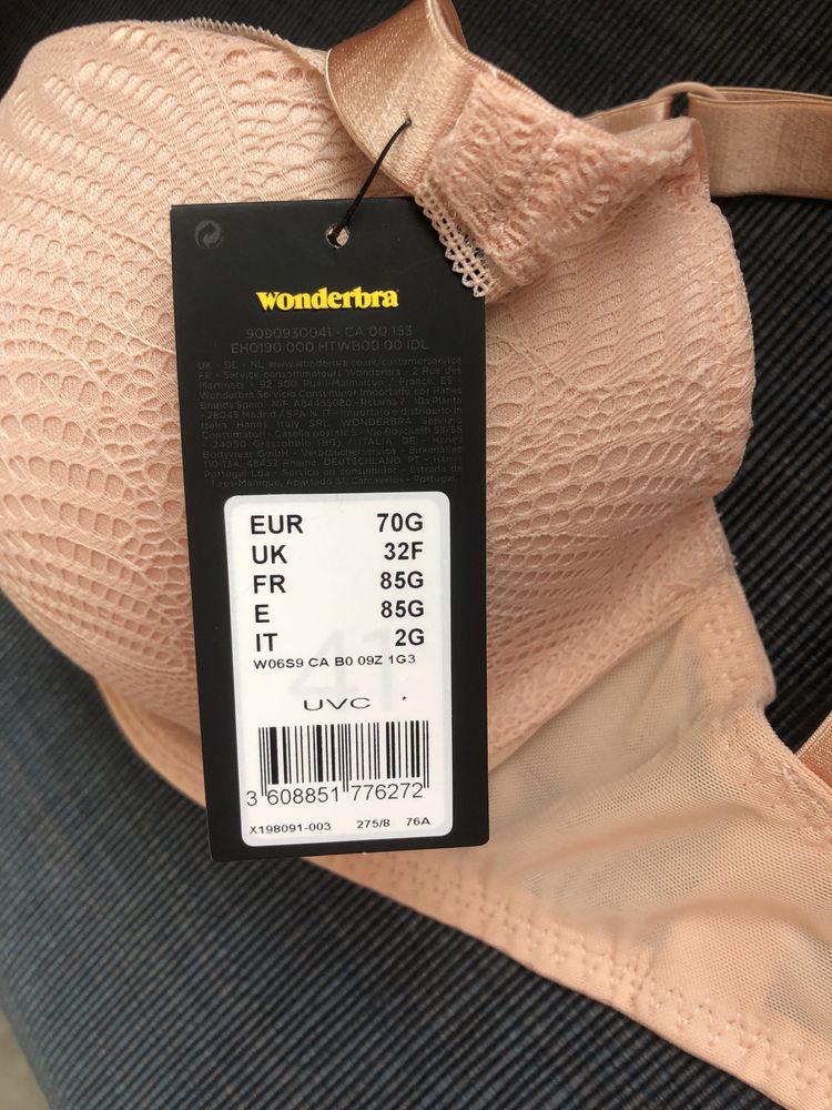 Nowy biustonosz Wonderbra 70G