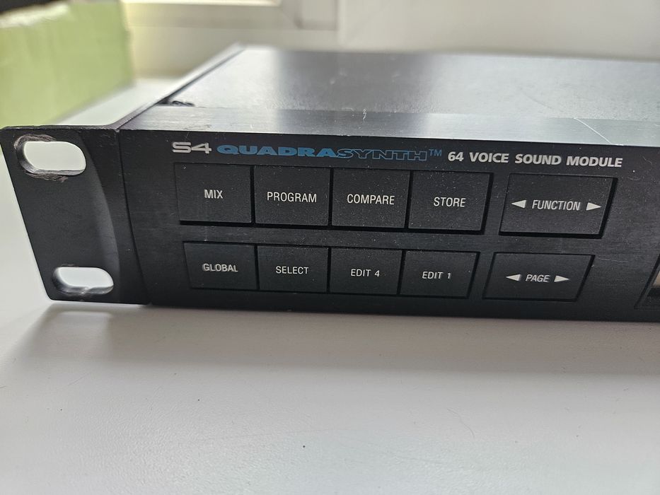 Модуль Alesis S4